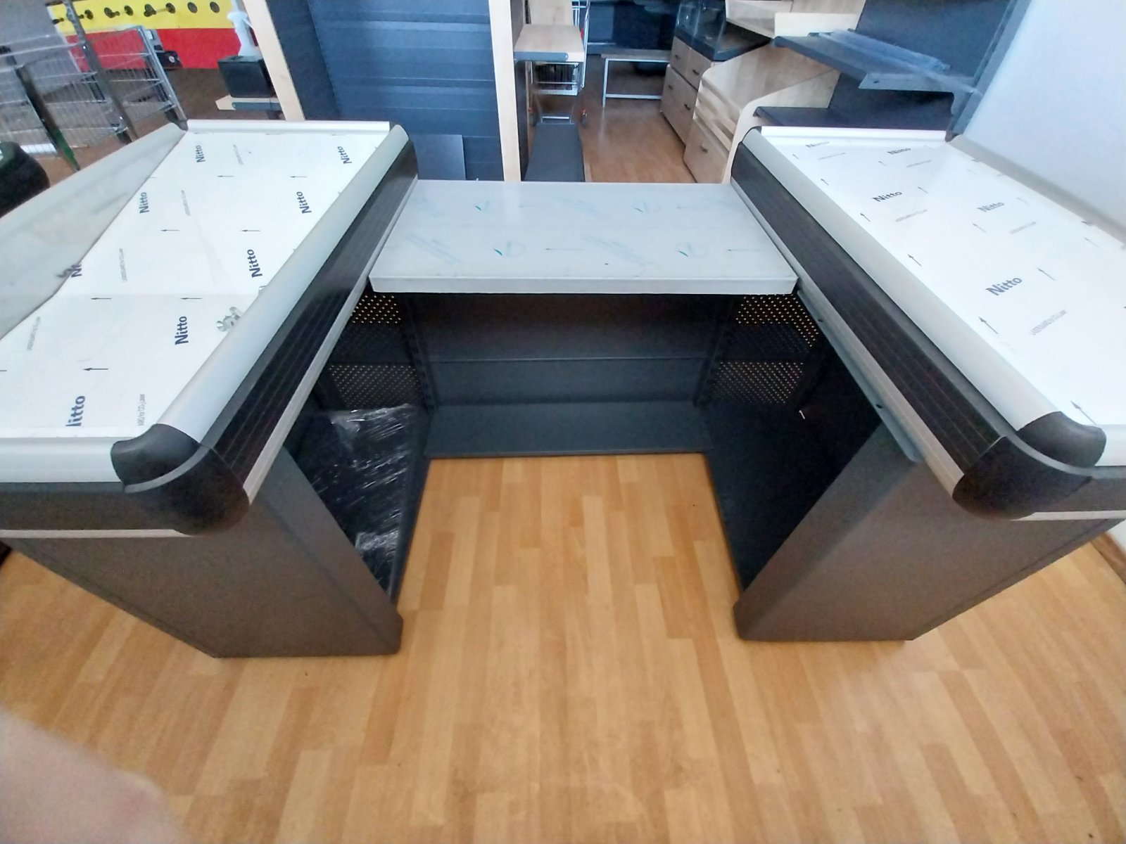 Експресен касов бокс , 1900х1000х900мм(LxDxH)